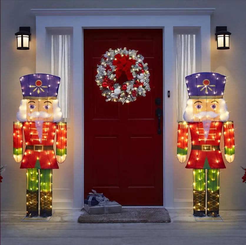 Cascanueces Centelleante con LEDs Blanco Frío – 1,52 m