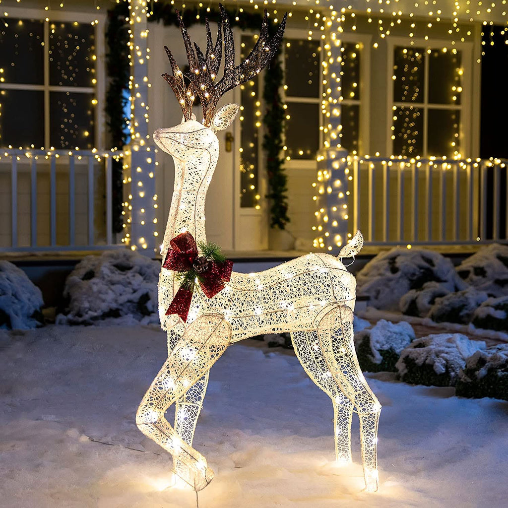 Reno Iluminado con LED – 1,52 m de Altura