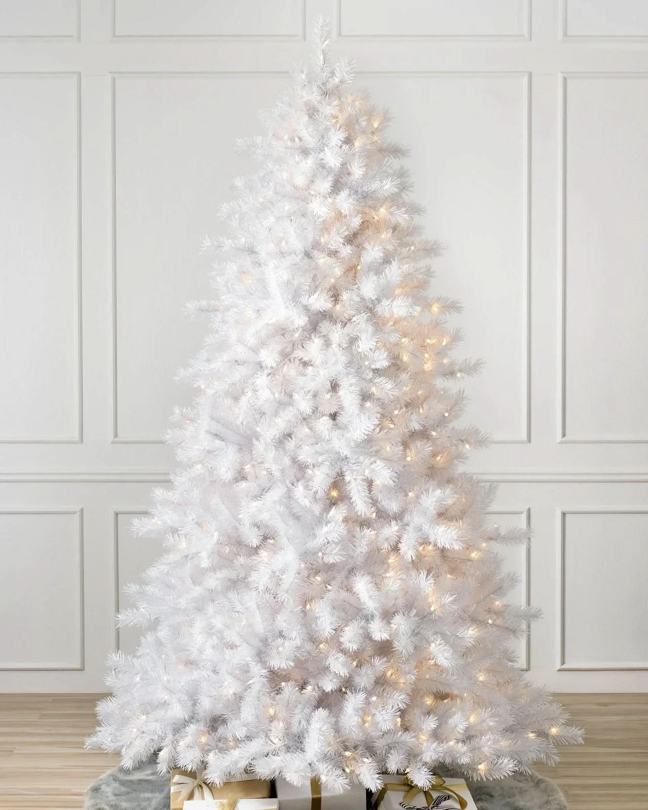 Árbol de Navidad Blanco Classic con Ramas Articuladas, Base Metálica y Micro LEDs Integrados