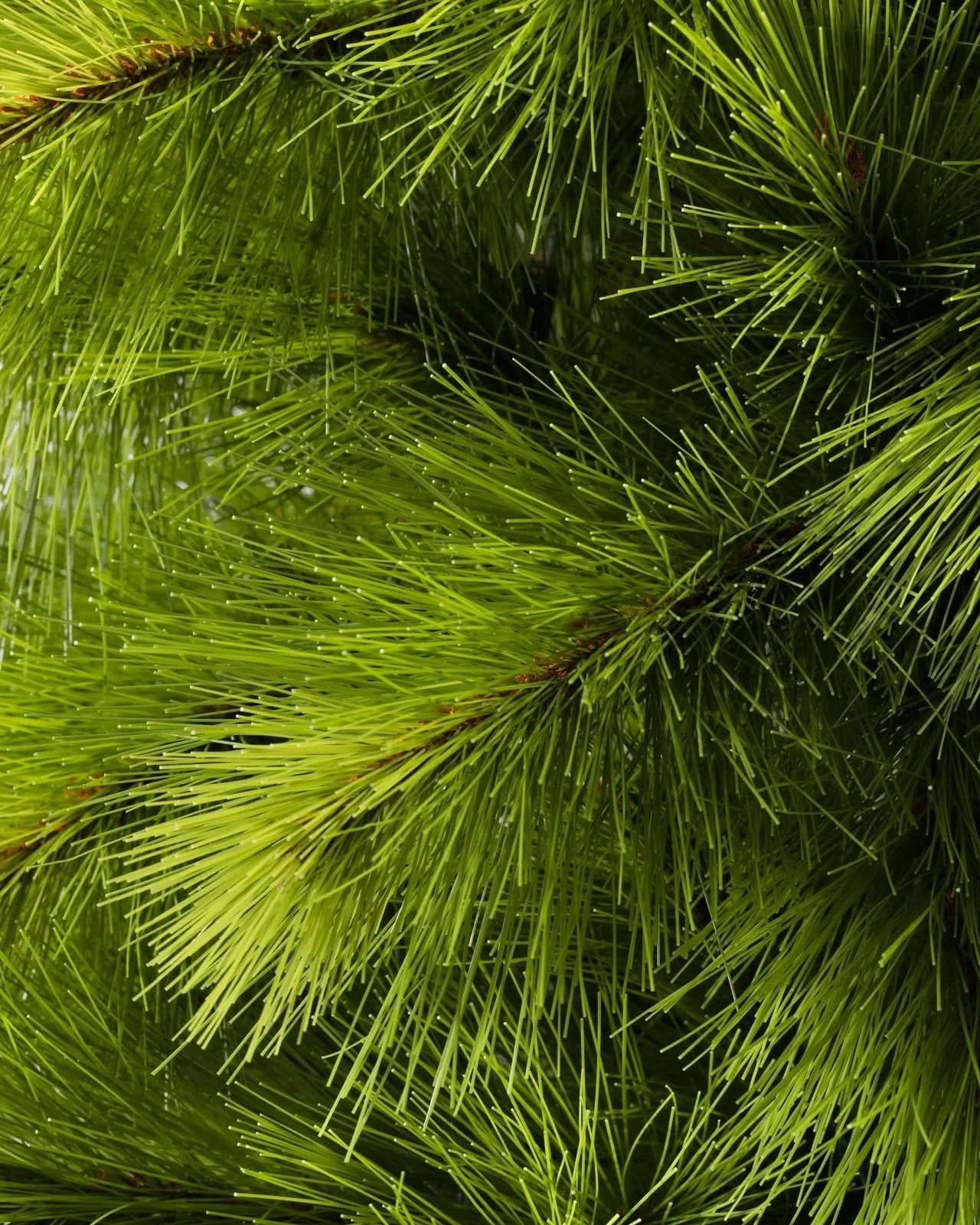 Árbol de Navidad Monterey Pine Slim con Ramas Articuladas, Base Metálica y Micro LEDs Integrados