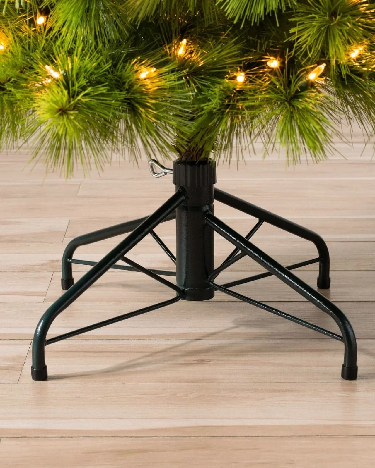 Árbol de Navidad Monterey Pine Slim con Ramas Articuladas, Base Metálica y Micro LEDs Integrados