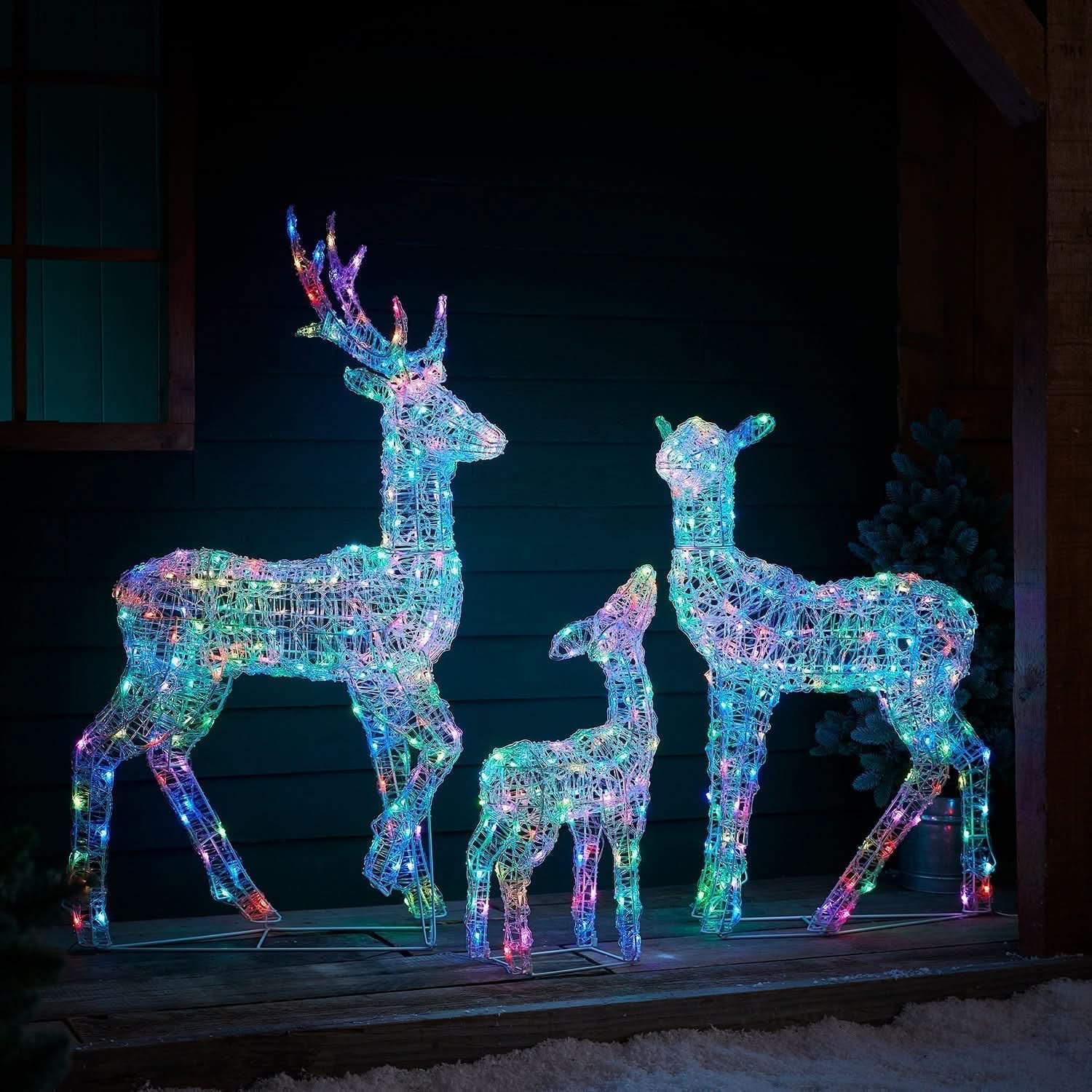 Conjunto de Renos Iluminados con LED RGB Inteligente y Control vía Wi-Fi
