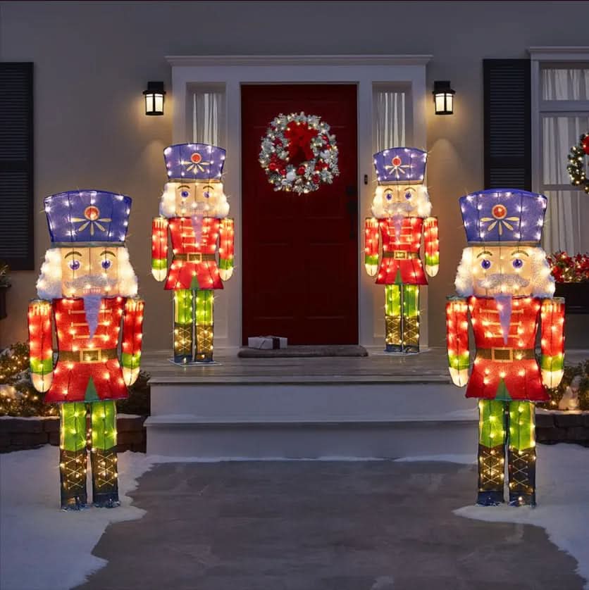 Cascanueces Centelleante con LEDs Blanco Frío – 1,52 m